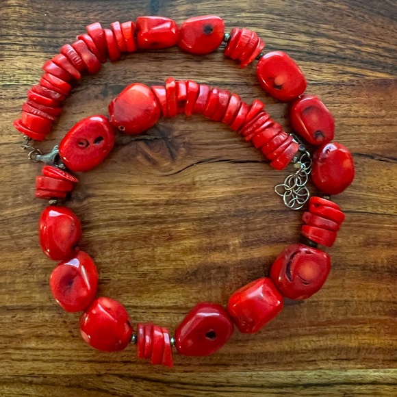 Barse Natural Corral Red Necklace - Picture 2 of 7